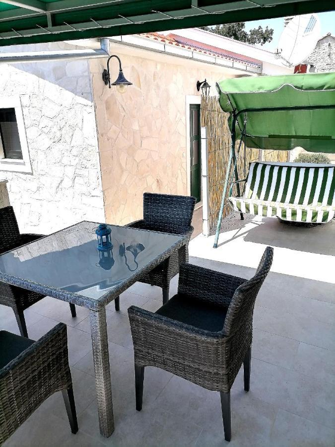 Apartmani Kremena Small Beach 200M Klek Kültér fotó