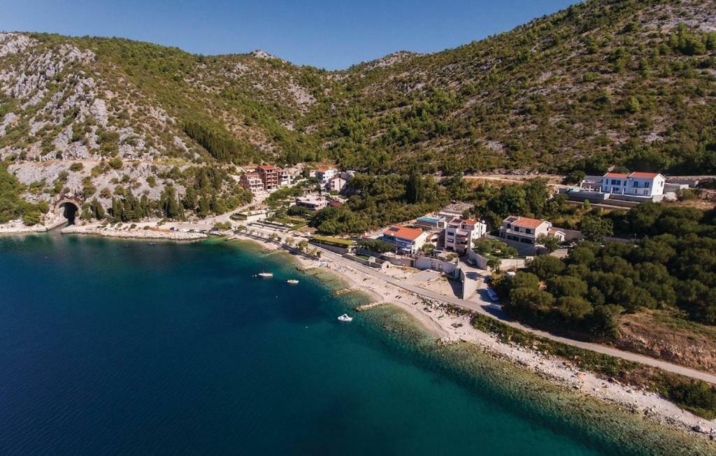 Apartmani Kremena Small Beach 200M Klek Kültér fotó